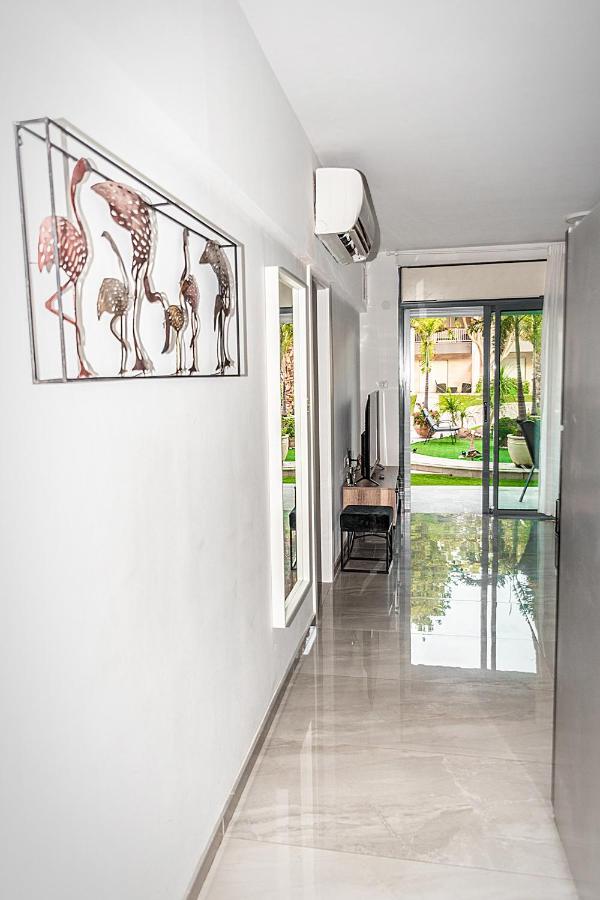 דירת גן פונה לבריכה - Pool Garden View Eilat Apartment Ngoại thất bức ảnh