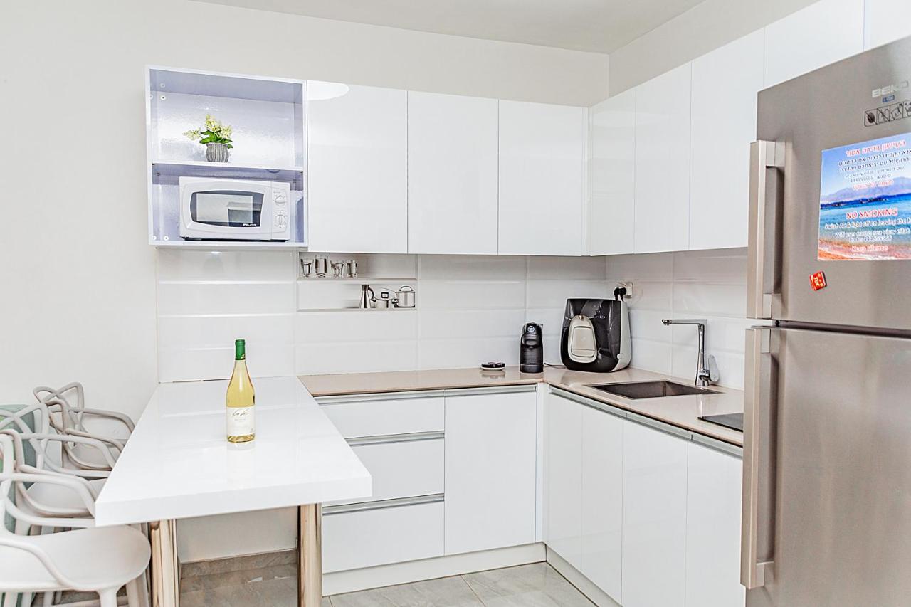 דירת גן פונה לבריכה - Pool Garden View Eilat Apartment Ngoại thất bức ảnh