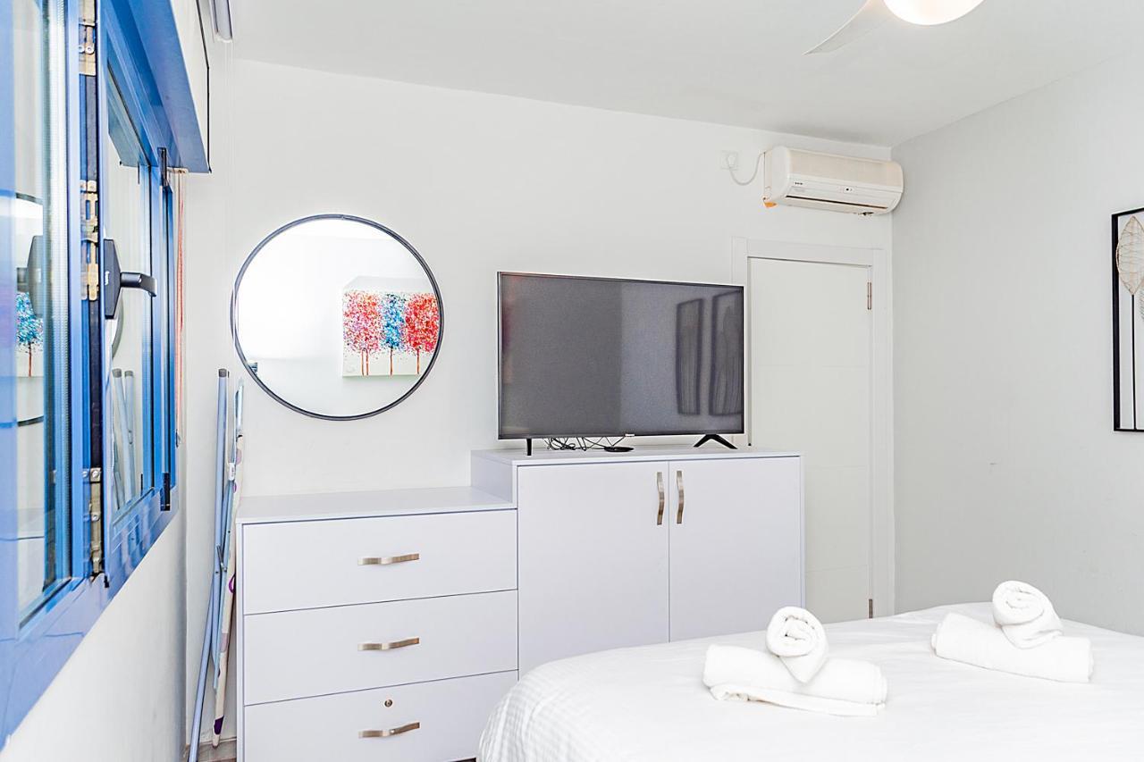 דירת גן פונה לבריכה - Pool Garden View Eilat Apartment Ngoại thất bức ảnh