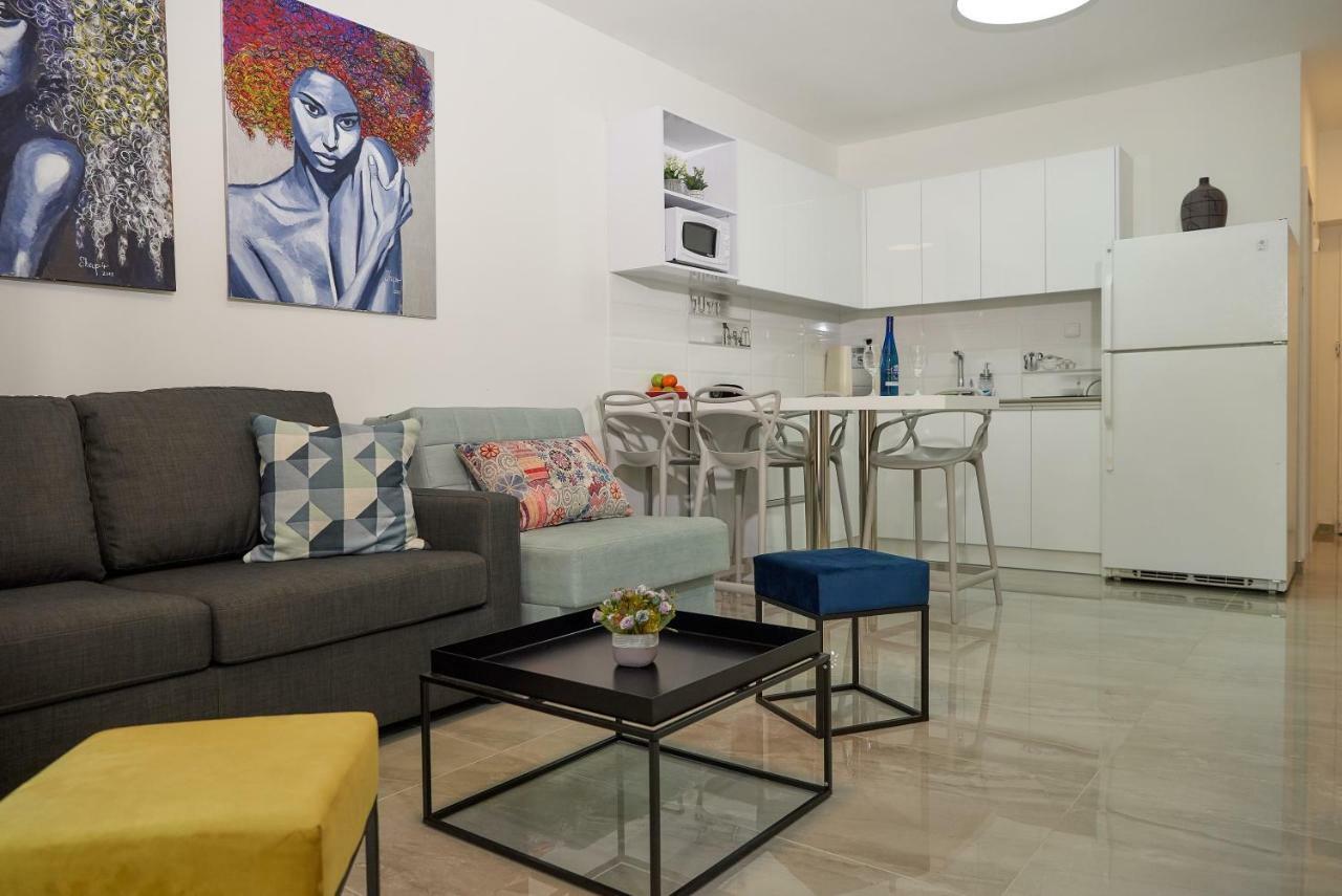 דירת גן פונה לבריכה - Pool Garden View Eilat Apartment Ngoại thất bức ảnh